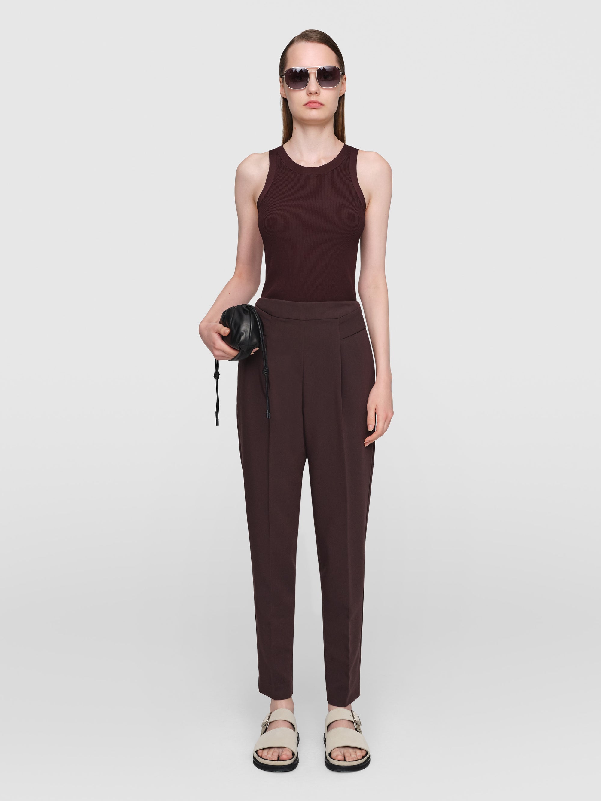 Women-Pants-Cora-Summer-Suiting-Oxblood-1_1ee3c9cc-932c-479f-84ed-7bd7f7d59d62